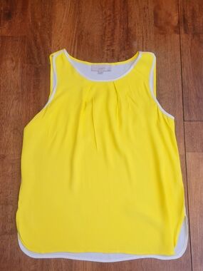 LOFT Yellow Sleeveless Pleat-Front Shell Top
